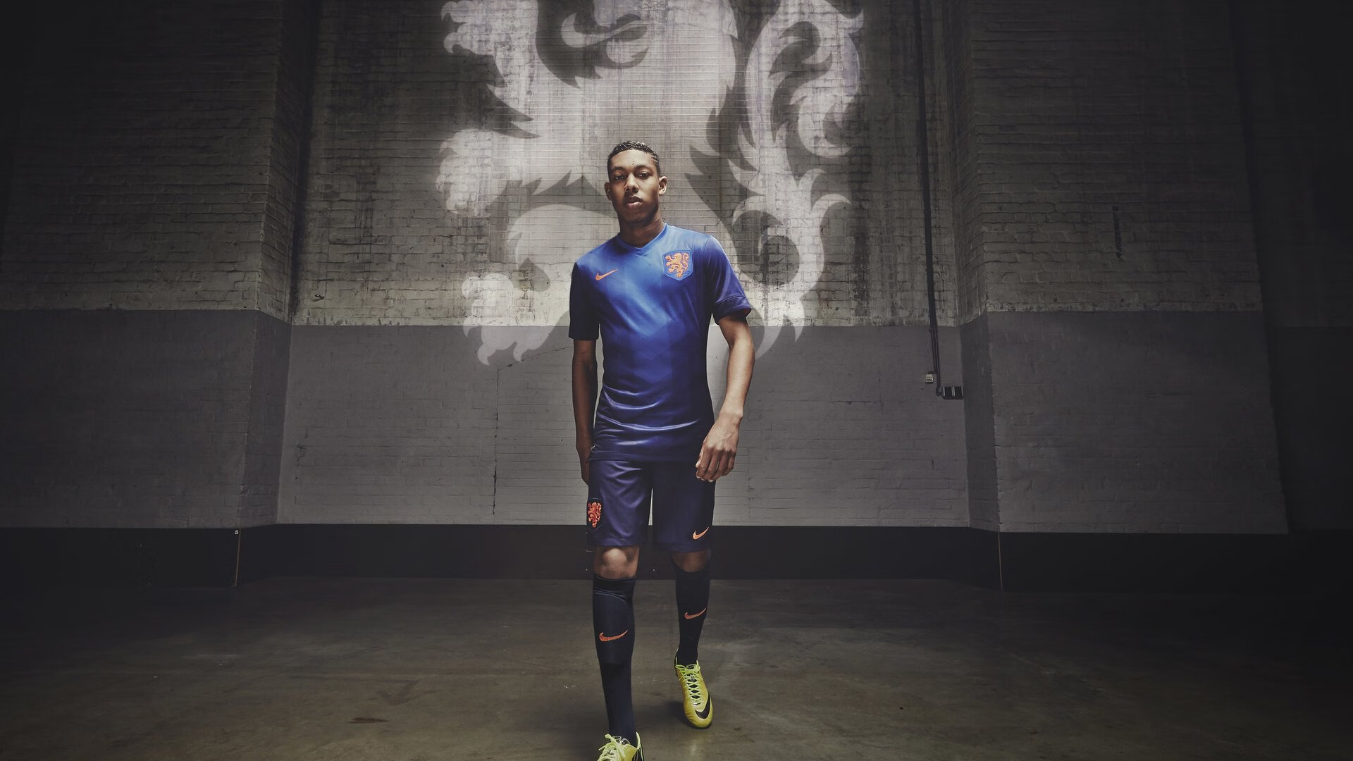 外教引进成效为何始终不明显，外教引入政策